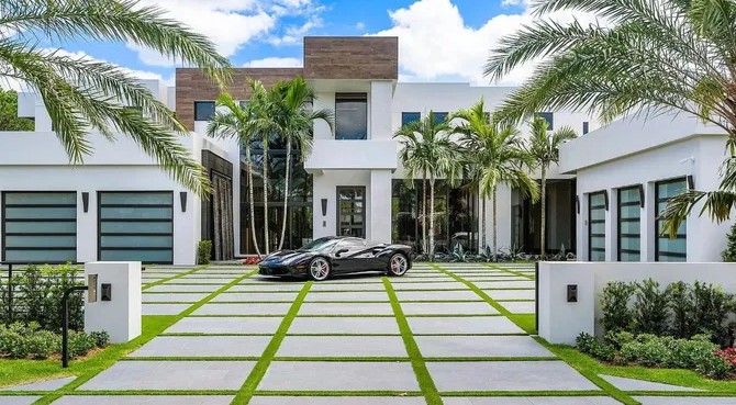 Large Slab Paver Driveway